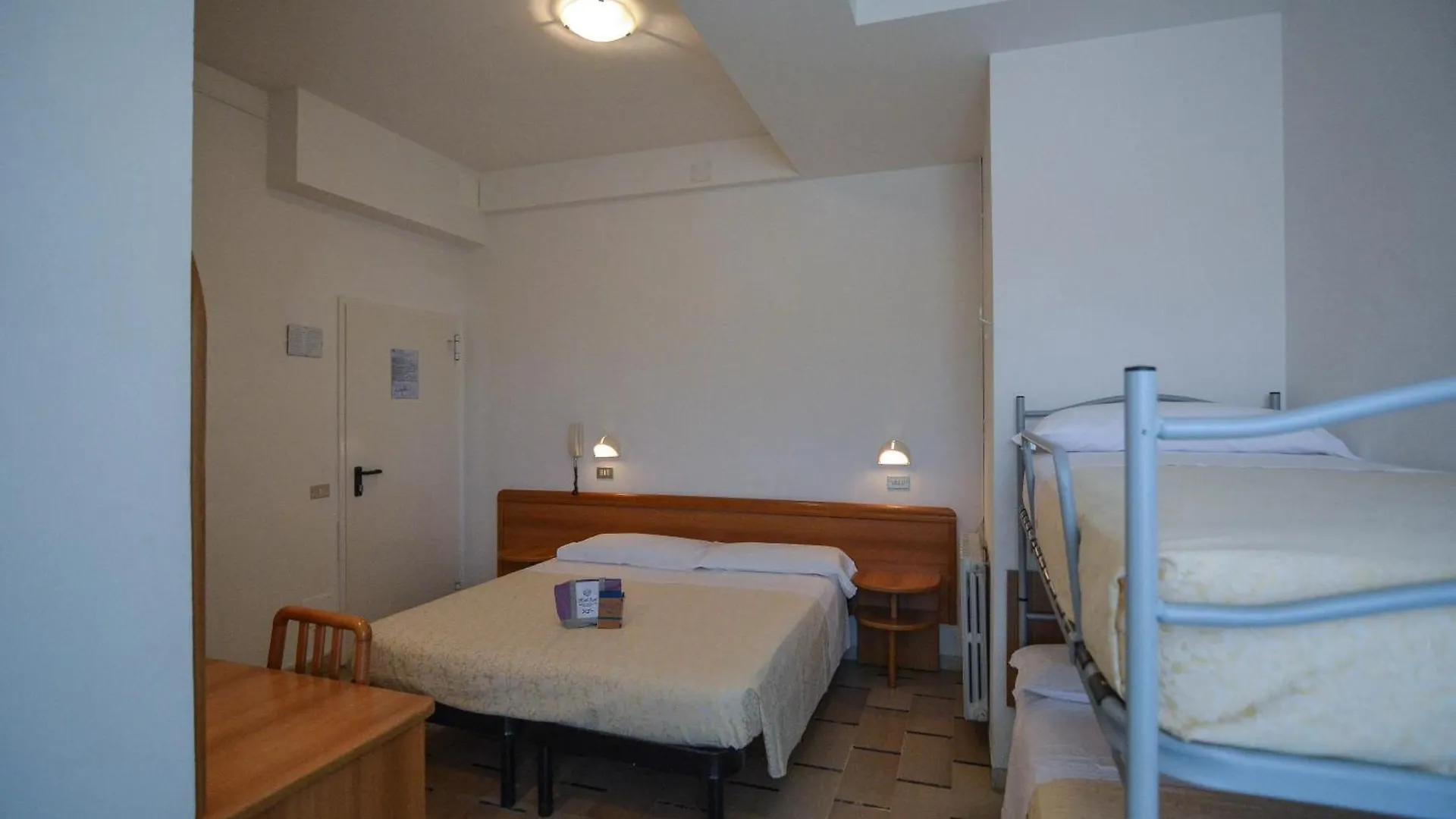Hotel Zani Cervia 3*,